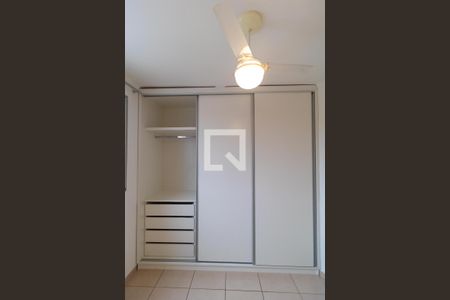 Apartamento à venda com 49m², 2 quartos e 1 vagaArmário da Suíte