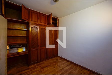 Casa à venda com 240m², 4 quartos e 2 vagasQuarto 