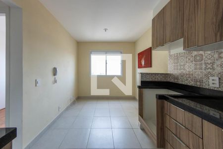 Sala/Cozinha de apartamento para alugar com 2 quartos, 34m² em Vila Ema, São Paulo