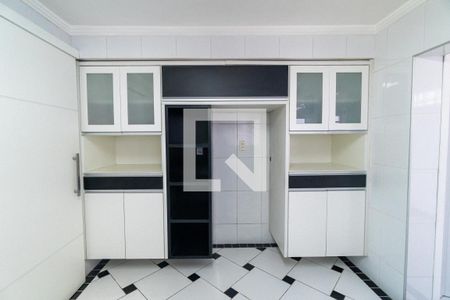 Casa para alugar com 187m², 3 quartos e 2 vagasCozinha