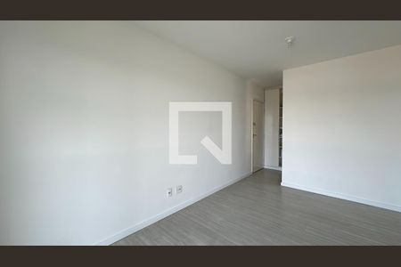 Apartamento para alugar com 70m², 3 quartos e 1 vaga Apartamento para alugar com 70m², 3 quartos e 1 vagaSala