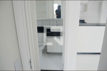 Apartamento à venda com 54m², 2 quartos e 1 vaga Apartamento à venda com 54m², 2 quartos e 1 vagaBanheiro