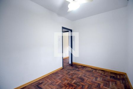 Quarto 2 de apartamento para alugar com 2 quartos, 57m² em Cristal, Porto Alegre
