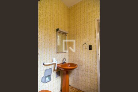 Casa à venda com 100m², 2 quartos e 4 vagas Casa à venda com 100m², 2 quartos e 4 vagasBanheiro