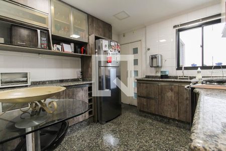 Apartamento à venda com 98m², 3 quartos e 2 vagasCozinha