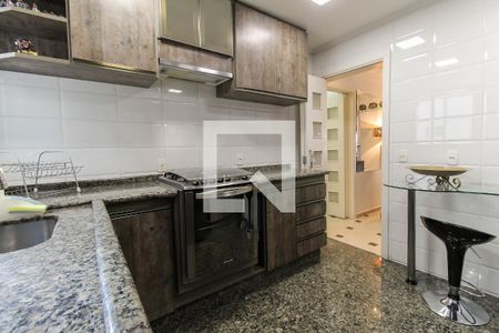 Apartamento à venda com 98m², 3 quartos e 2 vagasCozinha