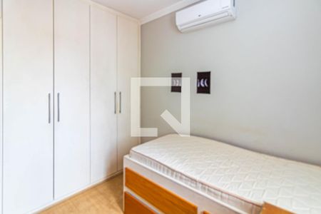 Apartamento para alugar com 123m², 4 quartos e 3 vagasQuarto