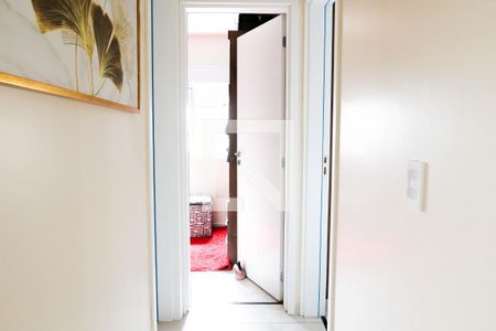 Casa à venda com 165m², 3 quartos e 2 vagas Casa à venda com 165m², 3 quartos e 2 vagasCorredor