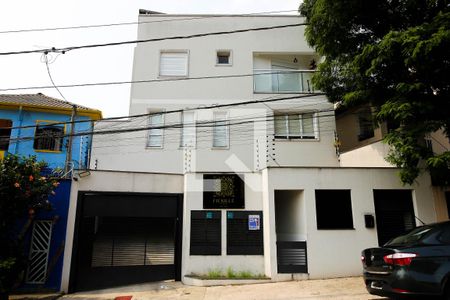 Fachada de casa à venda com 3 quartos, 165m² em Vila Curuca, Santo André