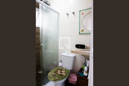 Casa à venda com 165m², 3 quartos e 2 vagas Casa à venda com 165m², 3 quartos e 2 vagasBanheiro Social