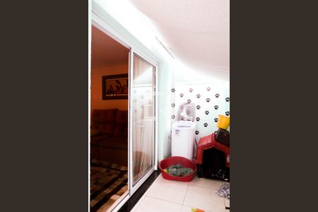 Casa à venda com 165m², 3 quartos e 2 vagas Casa à venda com 165m², 3 quartos e 2 vagasQuintal