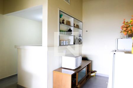 Casa à venda com 165m², 3 quartos e 2 vagas Casa à venda com 165m², 3 quartos e 2 vagasCobertura