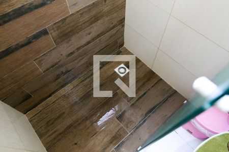 Casa à venda com 165m², 3 quartos e 2 vagas Casa à venda com 165m², 3 quartos e 2 vagasBanheiro Social