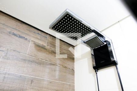 Casa à venda com 165m², 3 quartos e 2 vagas Casa à venda com 165m², 3 quartos e 2 vagasBanheiro da Suite