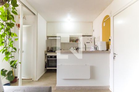 Sala/Cozinha de apartamento à venda com 1 quarto, 24m² em Vila Campanela, São Paulo