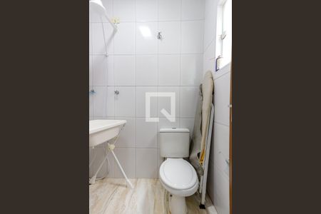 Casa de condomínio à venda com 90m², 2 quartos e 1 vaga Casa de condomínio à venda com 90m², 2 quartos e 1 vagaBanheiro da Suíte 2