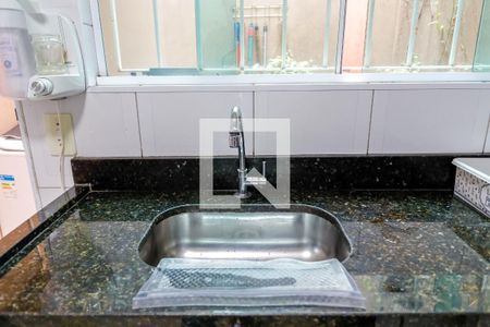 Casa de condomínio à venda com 90m², 2 quartos e 1 vaga Casa de condomínio à venda com 90m², 2 quartos e 1 vagaCozinha