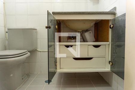 Apartamento para alugar com 70m², 2 quartos e 1 vaga Apartamento para alugar com 70m², 2 quartos e 1 vagaBanheiro