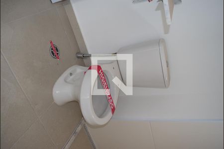 Banheiro de kitnet/studio à venda com 1 quarto, 30m² em Sumaré, São Paulo