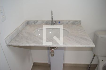 Banheiro de kitnet/studio à venda com 1 quarto, 30m² em Sumaré, São Paulo