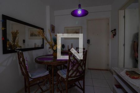 Sala  de apartamento para alugar com 2 quartos, 60m² em Freguesia de Jacarepaguá, Rio de Janeiro