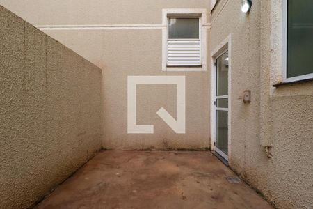 Apartamento para alugar com 40m², 2 quartos e 1 vaga Apartamento para alugar com 40m², 2 quartos e 1 vagaÁrea de Serviço