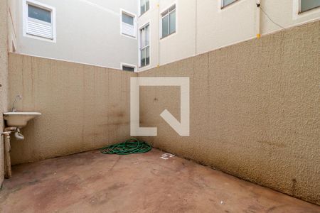 Apartamento para alugar com 40m², 2 quartos e 1 vaga Apartamento para alugar com 40m², 2 quartos e 1 vagaÁrea de Serviço