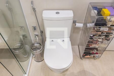 Apartamento à venda com 120m², 3 quartos e 1 vaga Apartamento à venda com 120m², 3 quartos e 1 vagaBanheiro da Suíte