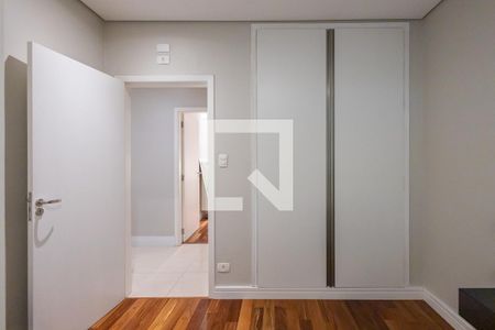 Apartamento à venda com 120m², 3 quartos e 1 vaga Apartamento à venda com 120m², 3 quartos e 1 vagaQuarto 2