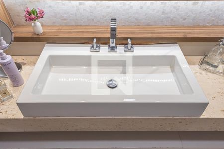 Apartamento à venda com 120m², 3 quartos e 1 vaga Apartamento à venda com 120m², 3 quartos e 1 vagaBanheiro da Suíte