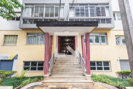 Apartamento à venda com 120m², 3 quartos e 1 vaga Apartamento à venda com 120m², 3 quartos e 1 vagaFachada