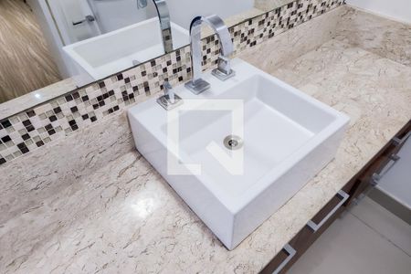 Apartamento à venda com 123m², 3 quartos e 2 vagasBanheiro da Suíte