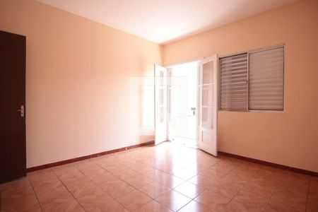 Quarto 1 de casa para alugar com 2 quartos, 90m² em Vila Pierina, São Paulo
