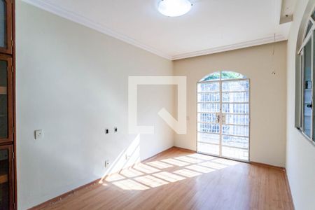 Sala 2  de casa à venda com 6 quartos, 360m² em Santa Branca, Belo Horizonte