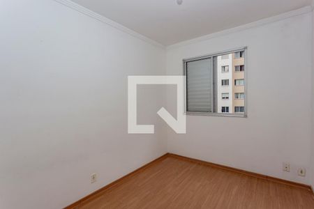 Quarto 2 de apartamento para alugar com 2 quartos, 48m² em Parque Bristol, São Paulo