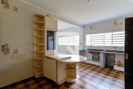 Casa para alugar com 230m², 3 quartos e 5 vagas Casa para alugar com 230m², 3 quartos e 5 vagasCozinha