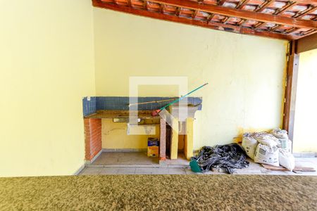 Casa para alugar com 230m², 3 quartos e 5 vagas Casa para alugar com 230m², 3 quartos e 5 vagasQuintal e Área de Serviço