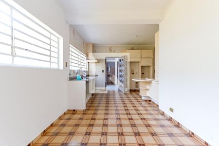 Casa para alugar com 230m², 3 quartos e 5 vagas Casa para alugar com 230m², 3 quartos e 5 vagasCozinha