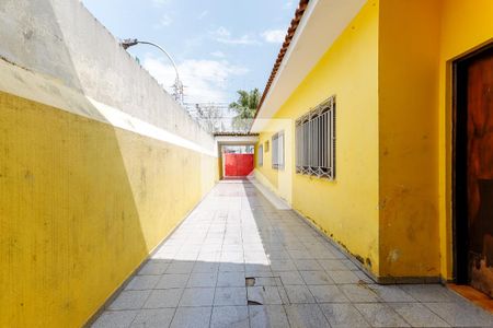 Casa para alugar com 230m², 3 quartos e 5 vagas Casa para alugar com 230m², 3 quartos e 5 vagasGaragem