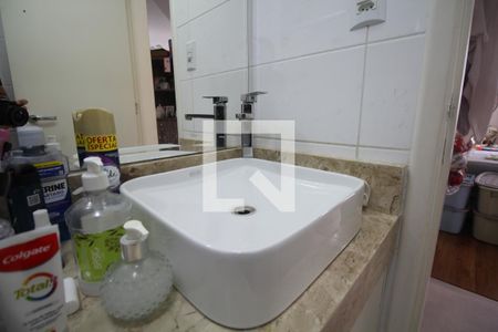 Apartamento à venda com 79m², 3 quartos e 2 vagasBanheiro