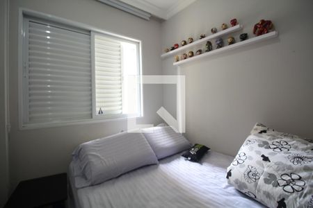 Apartamento à venda com 79m², 3 quartos e 2 vagasQuarto 2