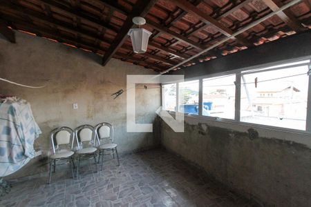 Casa à venda com 200m², 3 quartos e 2 vagasTerraço