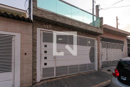 Casa à venda com 200m², 3 quartos e 2 vagasFachada