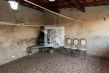 Casa à venda com 200m², 3 quartos e 2 vagasTerraço