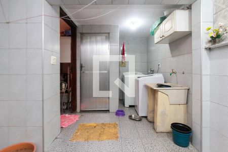 Casa à venda com 200m², 3 quartos e 2 vagasÁrea de Serviço
