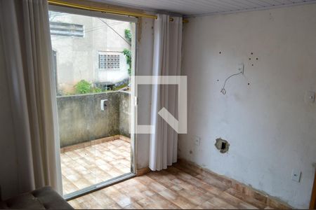 Casa de condomínio à venda com 135m², 3 quartos e 1 vagaSala  - Casa 2