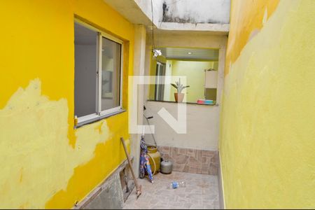 Casa de condomínio à venda com 135m², 3 quartos e 1 vagaQuintal - Casa 1