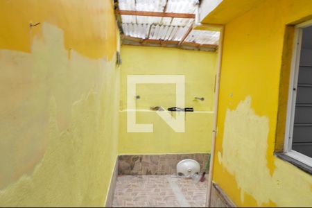 Casa de condomínio à venda com 135m², 3 quartos e 1 vagaQuintal - Casa 1