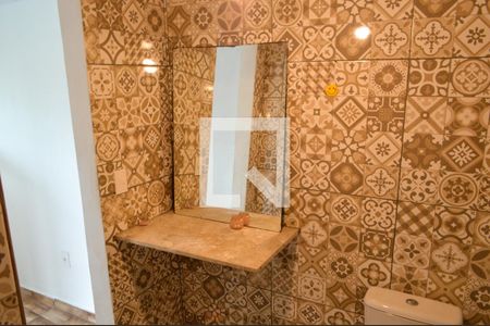 Casa de condomínio à venda com 135m², 3 quartos e 1 vagaBanheiro da Suíte  - Casa 2