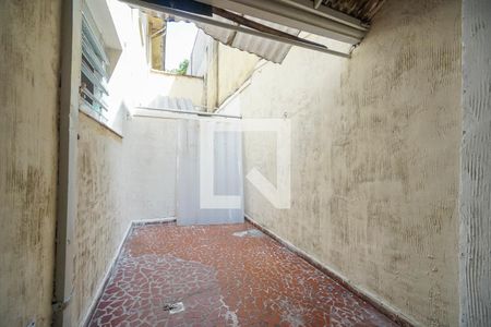 Casa para alugar com 80m², 2 quartos e sem vaga Casa para alugar com 80m², 2 quartos e sem vagaQuintal